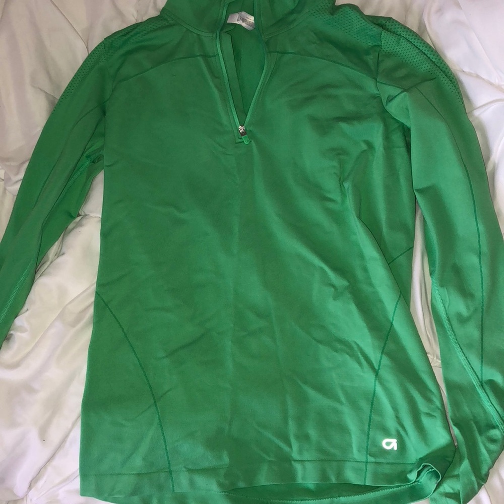 GapFit Athletic Pullover